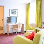 Hotel Castell & Restaurant Leinsweiler