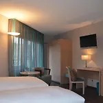 Castell & Restaurant Hotel Leinsweiler