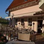 Castell & Restaurant 3* Leinsweiler