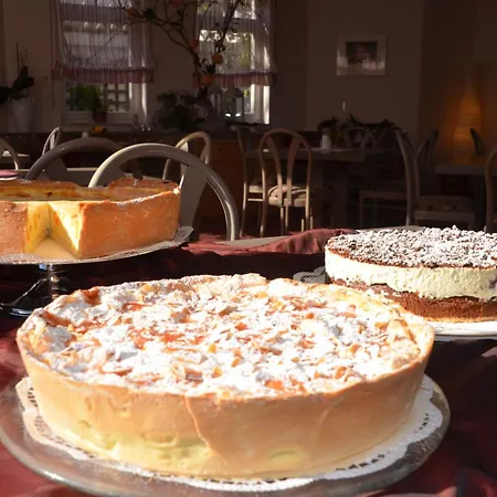 Otel Castell & Restaurant Leinsweiler