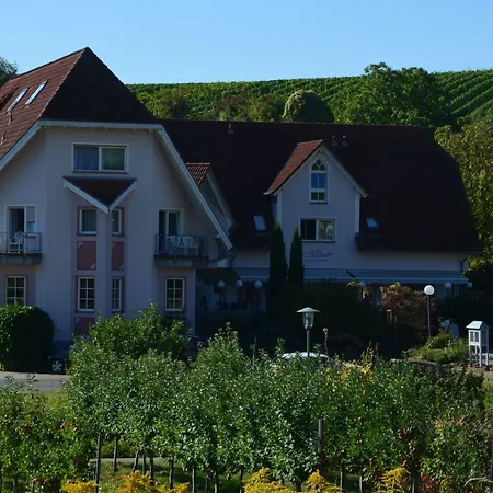 Castell & Restaurant 3*
