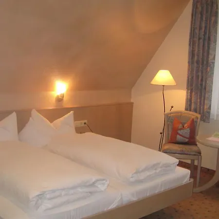 Hotel Castell & Restaurant