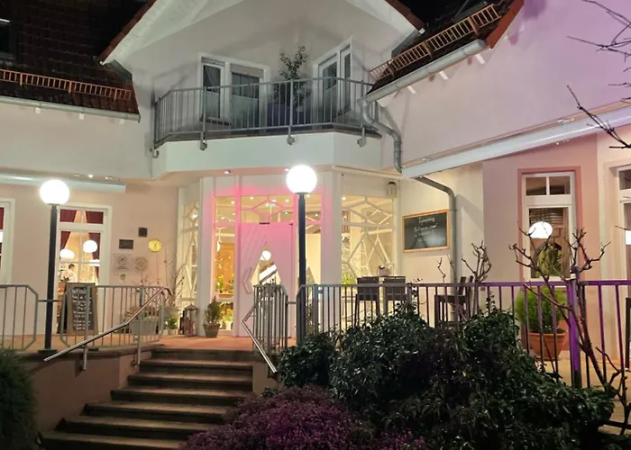Castell & Restaurant