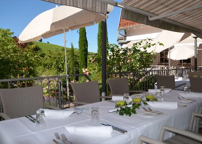 Castell & Restaurant 3*