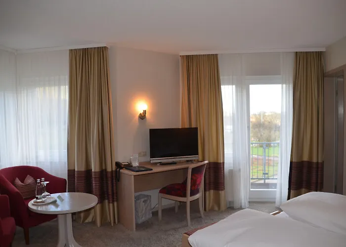 Castell & Restaurant 3* Leinsweiler