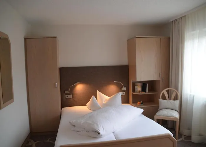 Hotel Castell & Restaurant